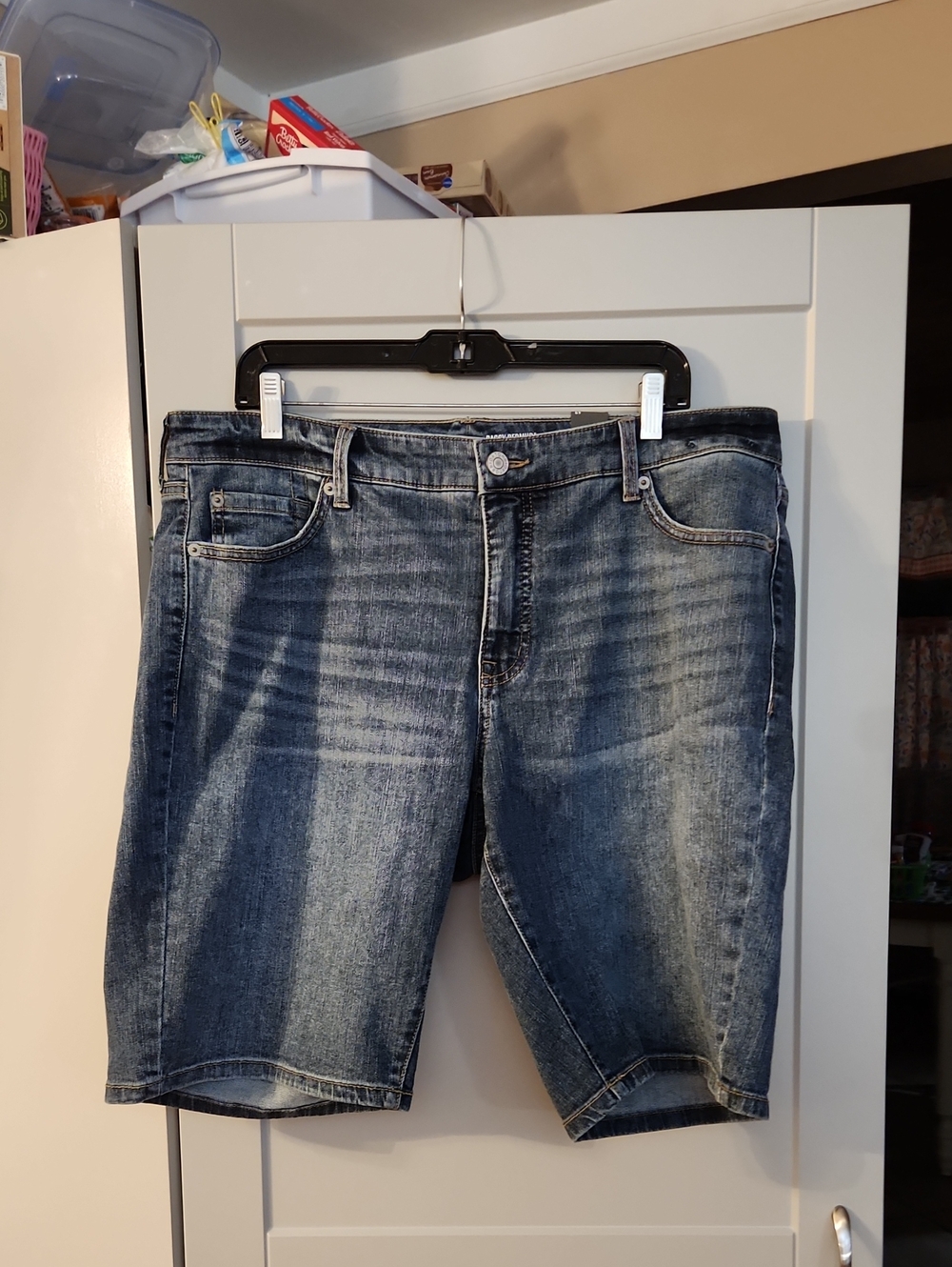 Tortid Bermuda Jean Shorts